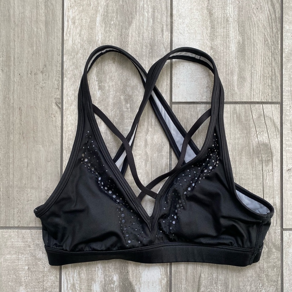 VS sports bra